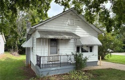 4031 Elyria Avenue, Lorain, OH 44055