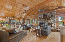 N3810 Scheppert Rd, Fort Atkinson, WI 53538