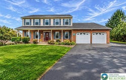 4465 Jodi Court, Bethlehem Twp, PA 18020