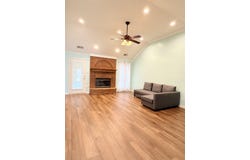 8612 OVERCUP OAKS Dr, Memphis, TN 38018