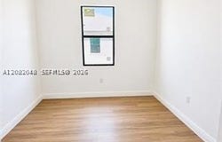 23/25 W 12th ST, FL 33972