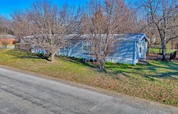 600 E Nelson Street, Bowie, TX 76230