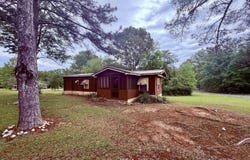 806 PINE GROVE ROAD, SYLACAUGA, AL 35150