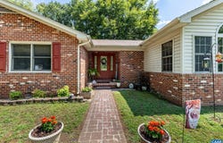 725 MECHUNK CREEK DR, TROY, VA 22974