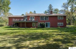 27 Capri Drive, Mankato, MN 56001