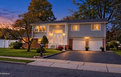 37 Valley Vale Drive, Old Bridge, NJ 08857