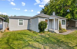 3037 SW JAY Ave, Pendleton, OR 97801