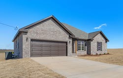 1032 Co Rd 31, Killen, AL 35645