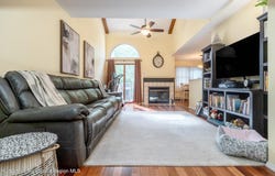 42 Red Maple Road, Saugerties, NY 12477