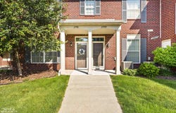 29981 Fox Run Circle, Warren, MI 48092
