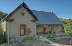 405 W Avenue E, Alpine, TX 79830