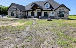 13601 Jackson Road, Krum, TX 76249