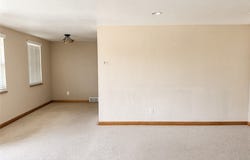 5110 Fieldcrest Dr, Whitehall, PA 15236