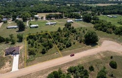Red Bird Lane, Colbert, OK 74733