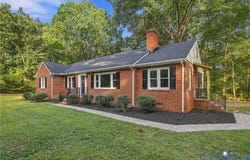 3290 Maidens Rd, Powhatan, VA 23139