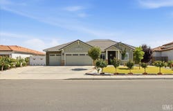 1111 Brookline Lane, Bakersfield, CA 93314