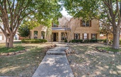 522 Oakhurst Drive, Murphy, TX 75094