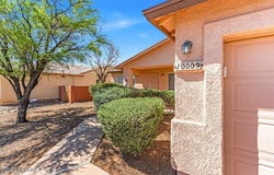 10009 E Moonstruck Way, Tucson, AZ 85747