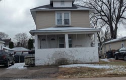 703 S CEDAR AVENUE, Marshfield, WI 54449
