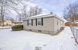 147 Bowles Park, Springfield, MA 01104