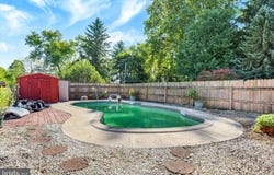 BOILING SPRINGS, PA 17007