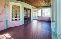 210 S Elm Street, Three Oaks, MI 49128