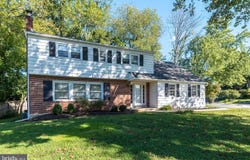 614 W BROOKHAVEN RD, WALLINGFORD, PA 19086