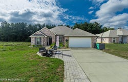 640 Statesman Drive, Byram, MS 39272