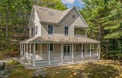 40 Sunrise Lane, Portland, ME 04109