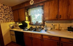 9 Spring St, Montague, MA 01376