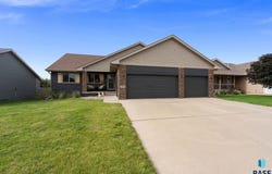 2900 E Buckingham St, Sioux Falls, SD 57108