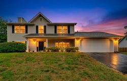 5914 Huntridge Rd, Roanoke, VA 24019
