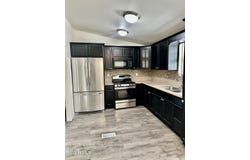 1717 E Avenue I, Lancaster, CA 93535
