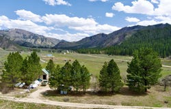 4942 E Baumgartner Rd, Featherville, ID 83647