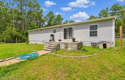 676 S COUNTY ROAD 315, Interlachen, FL 32148