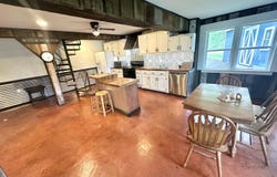 385 Lake Shore Drive, Potts Camp, MS 38659