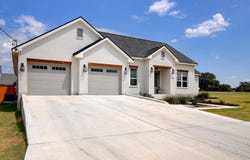 105 Jacob Dearing St, Blanco, TX 78606