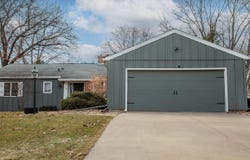 1307 Cedar River Drive, Waverly, IA 50677