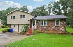 140 Creek Circle, Stockbridge, GA 30281