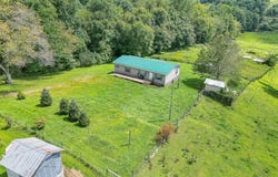 7214 Finney Road, Honaker, VA 24260