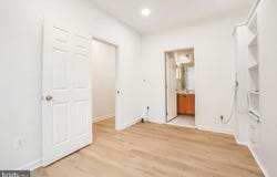 43084 CENTER Street, CHANTILLY, VA 20152