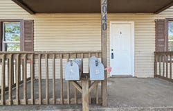 2040 N Prospect Avenue, Springfield, MO 65803