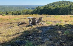 Heart Oak Lane, Union, ME 04862