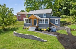 72 Koclas Dr, Netcong Boro, NJ 07857-1232