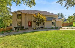 4104 SW Hickory Lane, Blue Springs, MO 64015