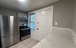 198 E Central St, Franklin, MA 02038