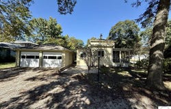514 E Franklin Street, Clinton, MO 64735