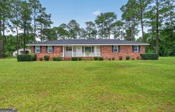 5486 Bowen Road, Blackshear, GA 31516