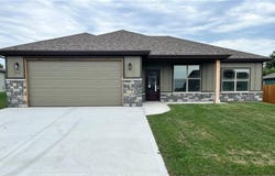 810 Timberline Drive, Cameron, MO 64429