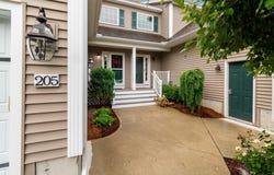 205 Fox Run, Colchester, VT 05446